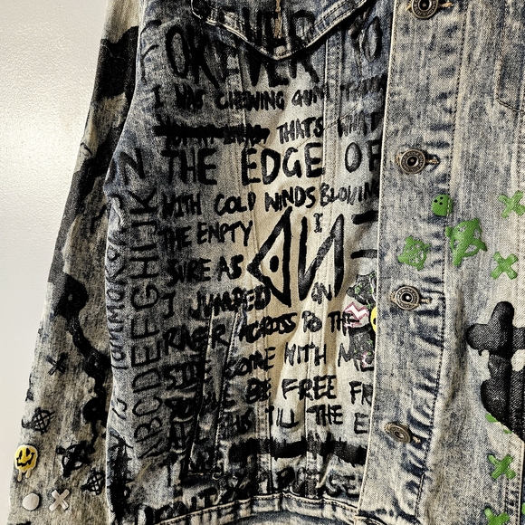 Smoke Rise Dnm Co. Adult Size M Distressed Painted Graffiti Denim Jean Jacket - Picture 4 of 14